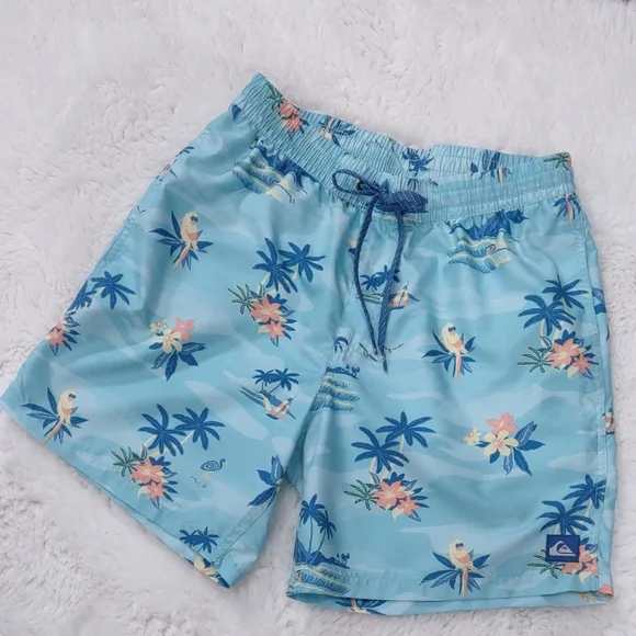 Quiksilver Men's Blue Tropical Print Shorts - Picture 3 of 17